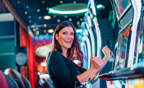 Slot game demo on gudang138 login showing Aviator with free credits